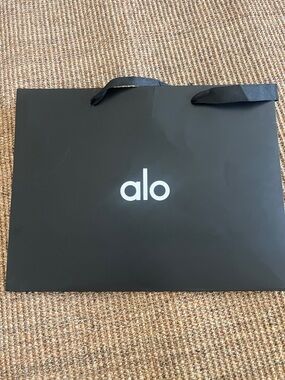 ALO Yoga Black Matte Logo Tote with Ribbon Handles